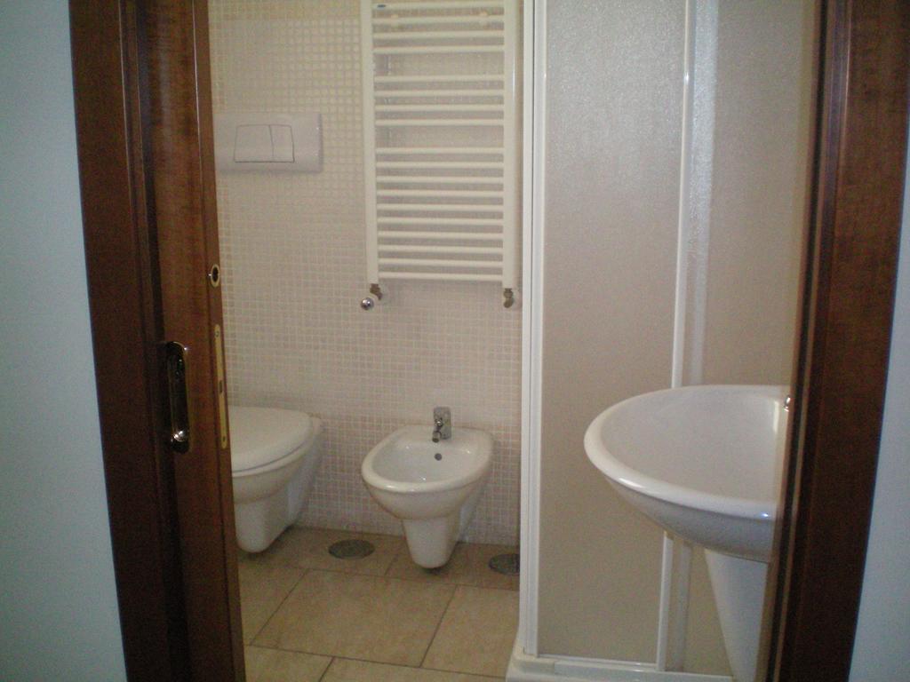 Hotel Zio Cataldo Corato Zimmer foto